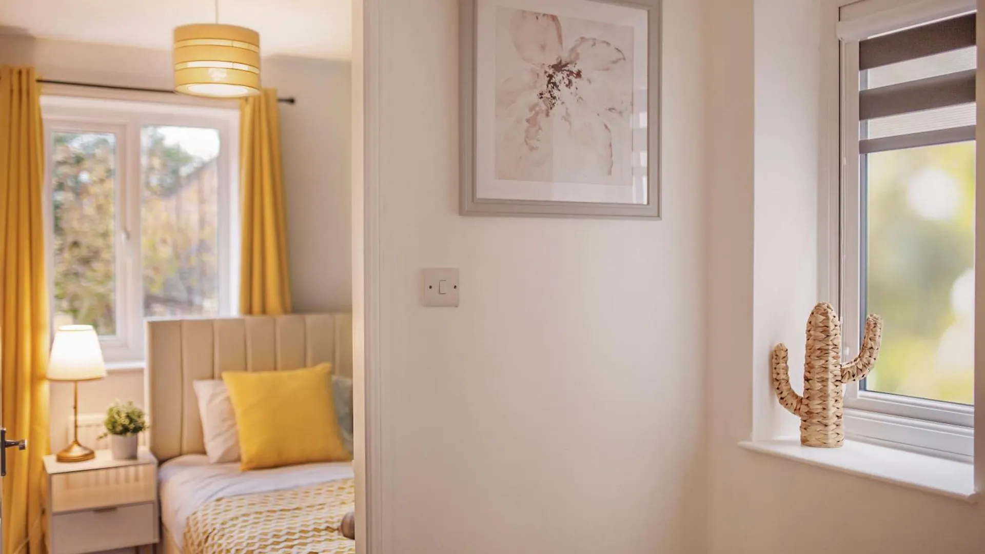 Central Cactus Escape Ideal For Long Stays 10Ppl! Nether Edge